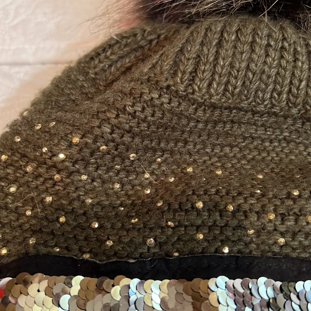 YES/NO sequin beanie‎ with pom pom